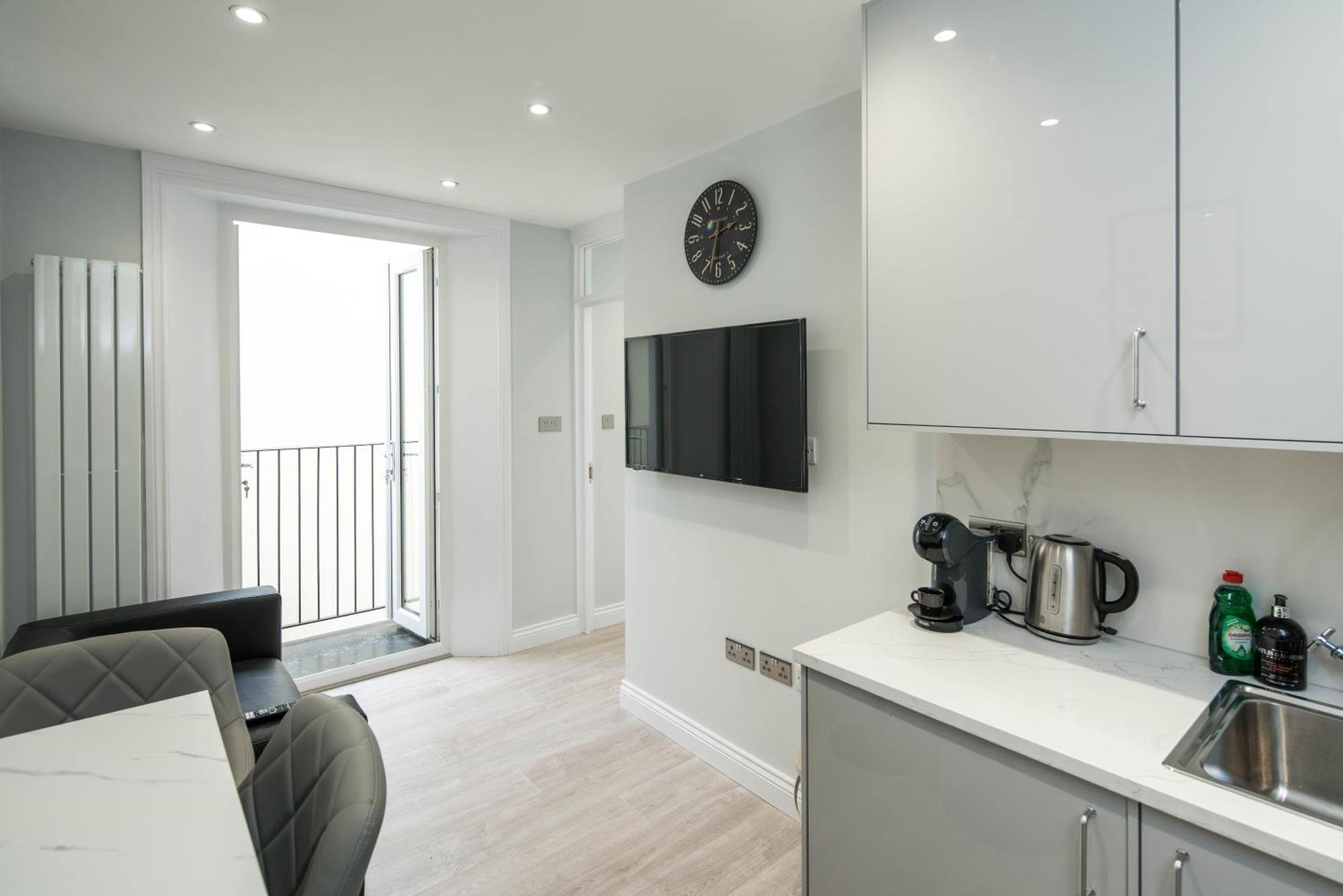 Tranquil Trio Bedrooms London Exterior foto